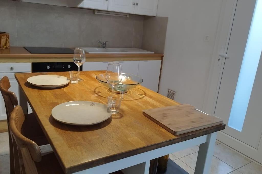 Charmante Maison T2 De Plein Pied Avec Exterieur Calme Aux Arenes Villa Béziers Exteriör bild