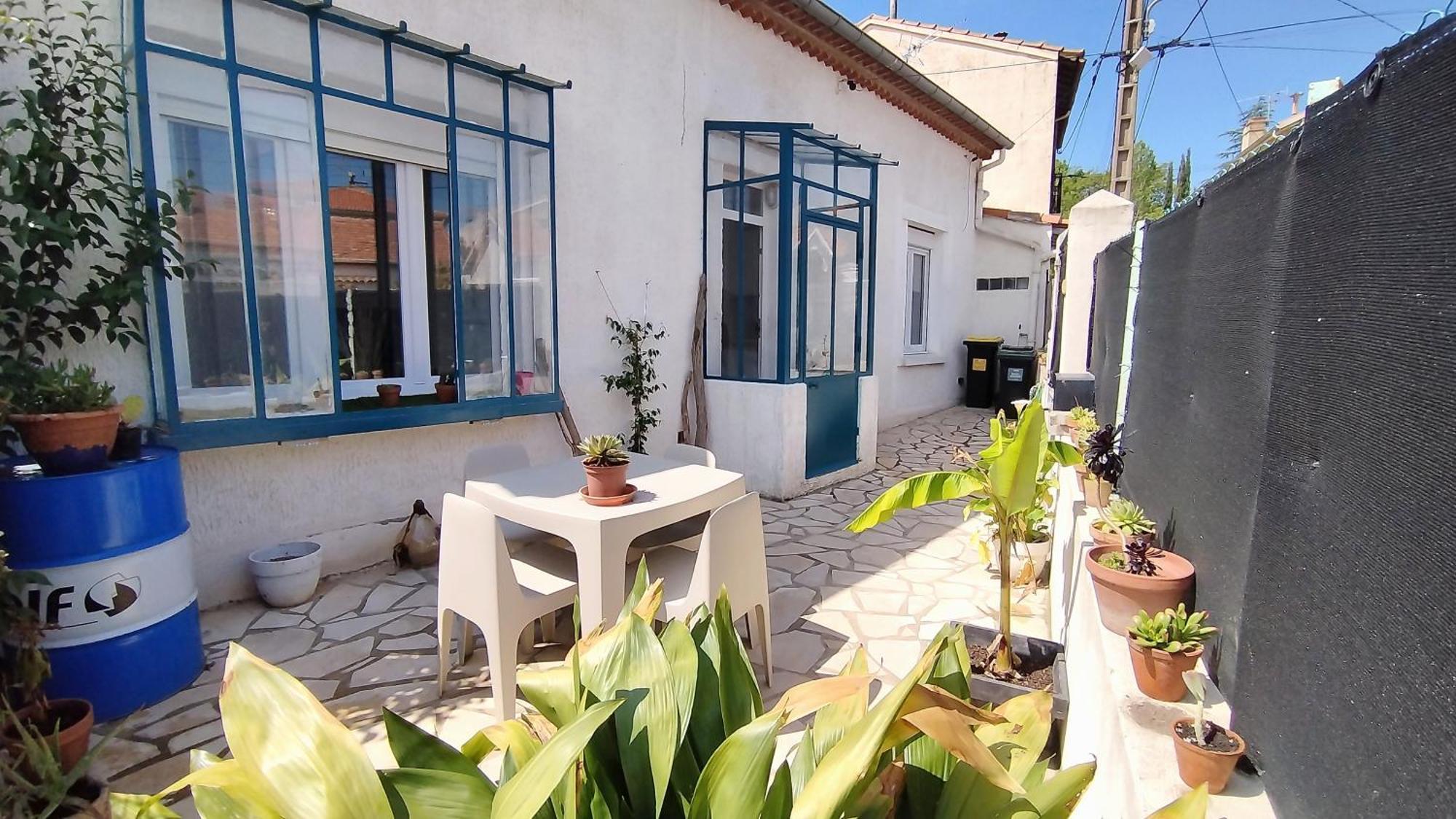 Charmante Maison T2 De Plein Pied Avec Exterieur Calme Aux Arenes Villa Béziers Exteriör bild